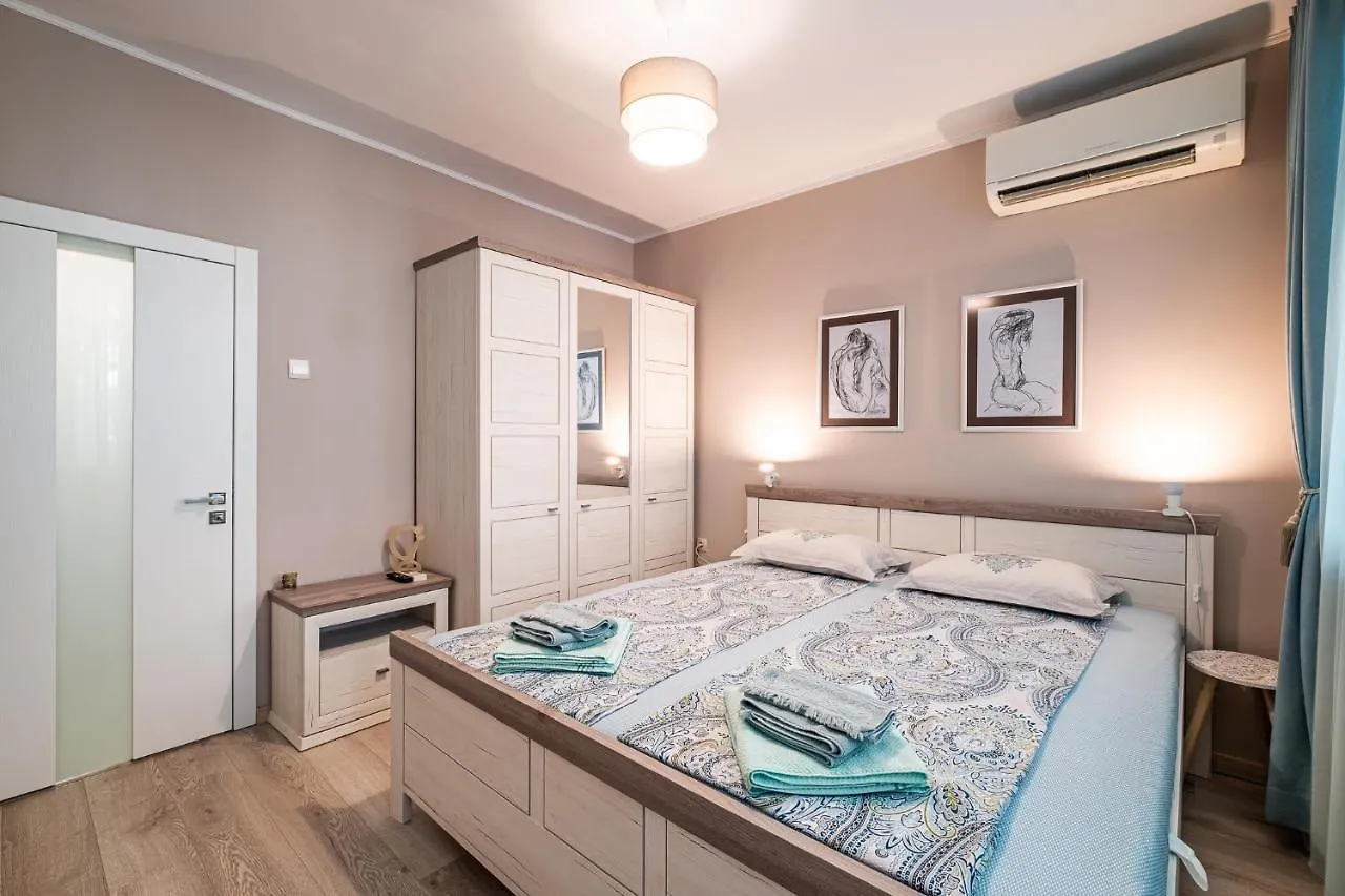 Aquamarine Apartment Varna 0*,